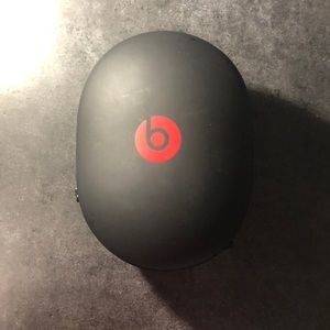 Beats Studio 3